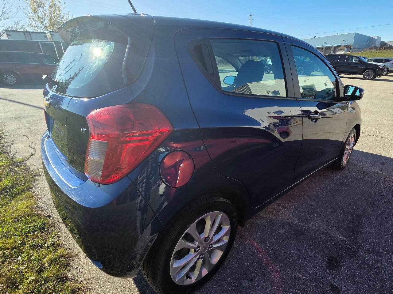 2022 Chevrolet Spark 1LT Photo4