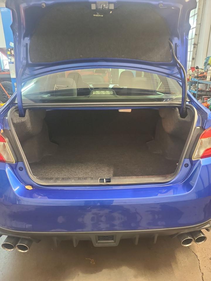 2015 Subaru WRX 4dr Sdn Man w/Sport Pkg - Photo #8