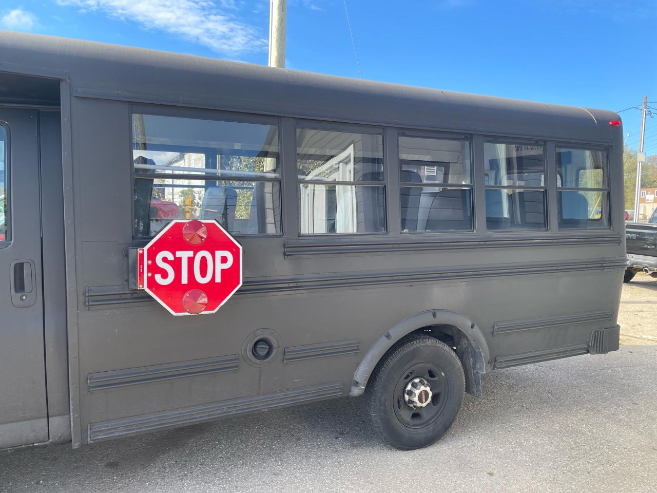 2012 GMC Savana Passenger Van Photo