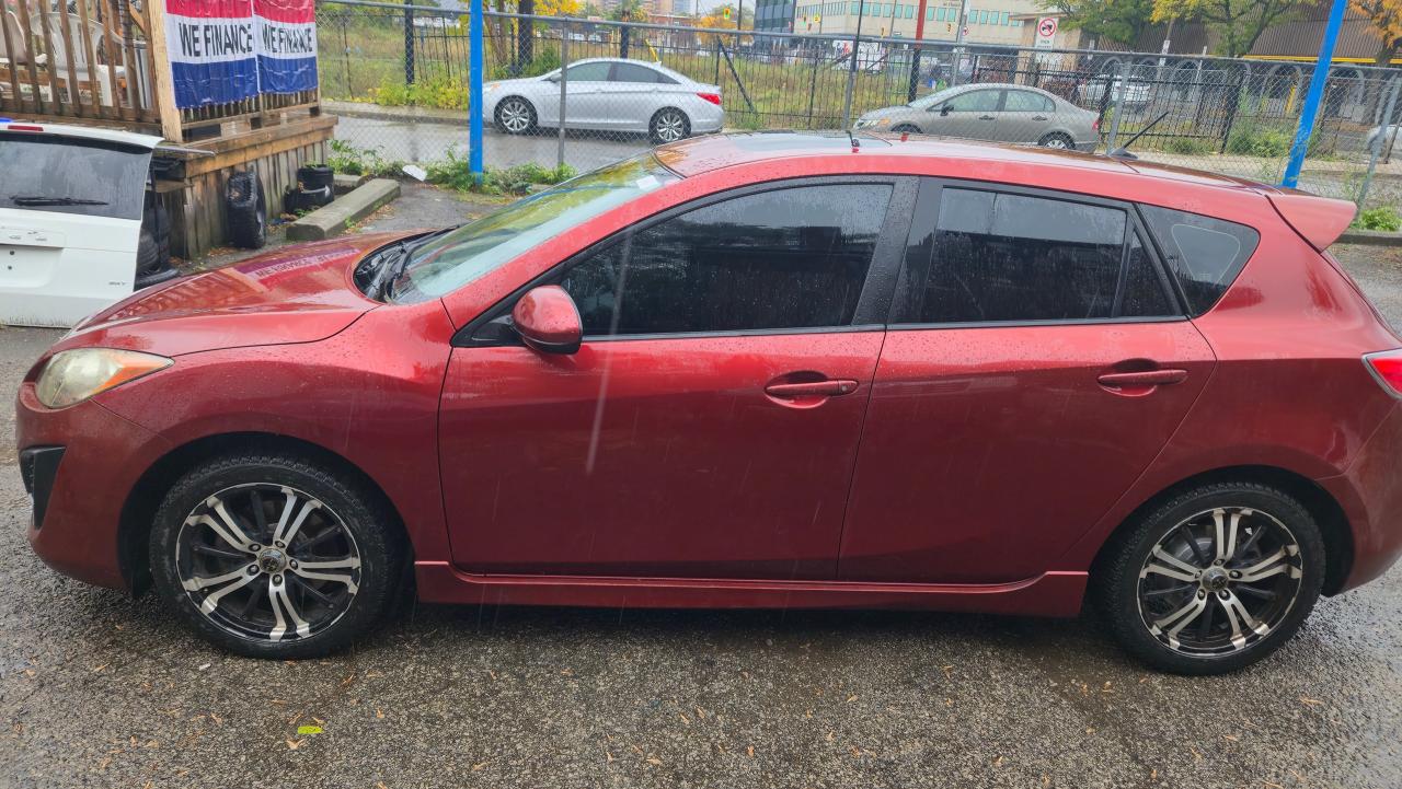 2011 Mazda MAZDA3 4DR HB SPORT AUTO GS Photo3