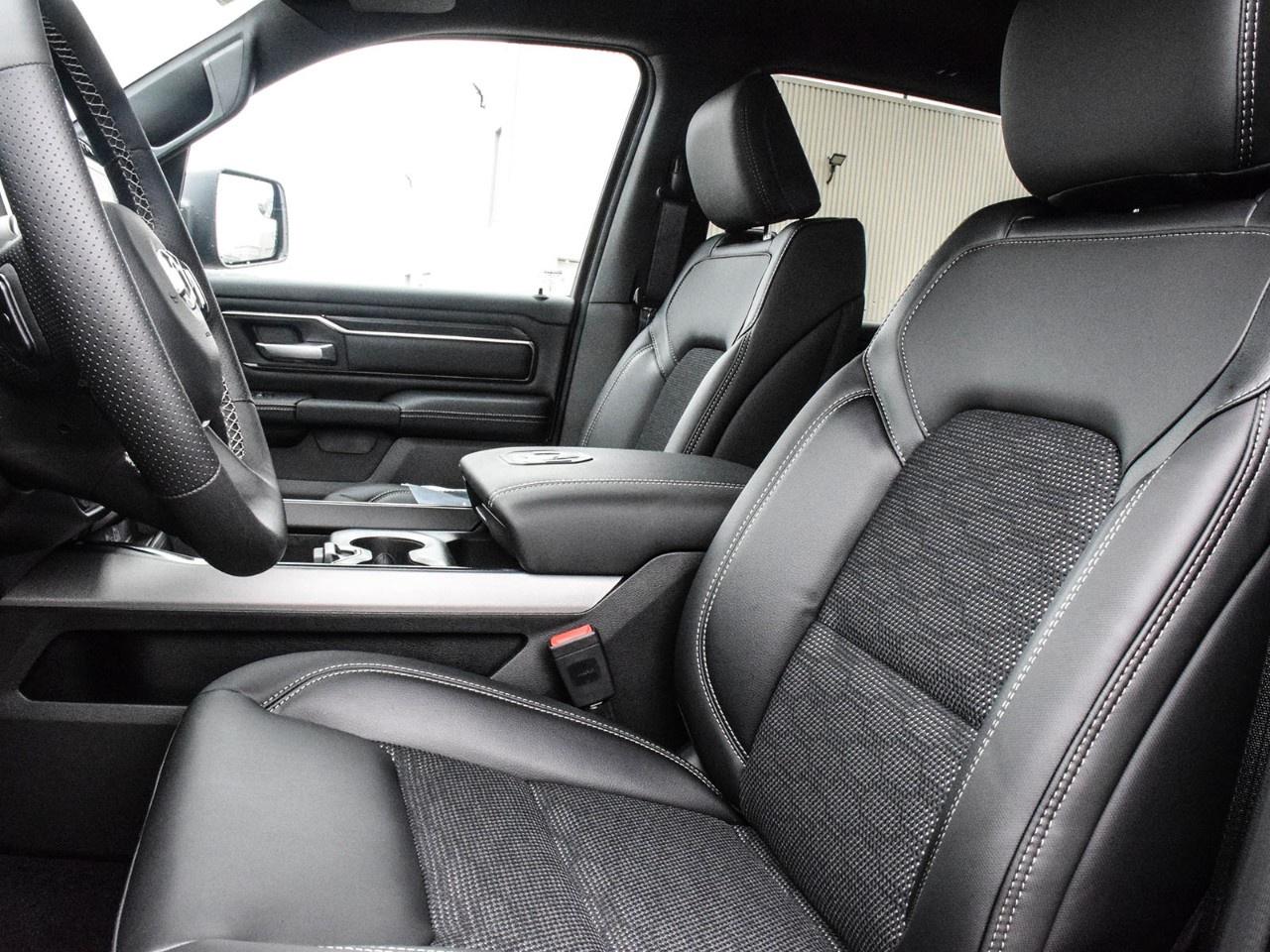 2026 RAM 1500 Sport 4x4 Crew Cab 6'4" Box Photo