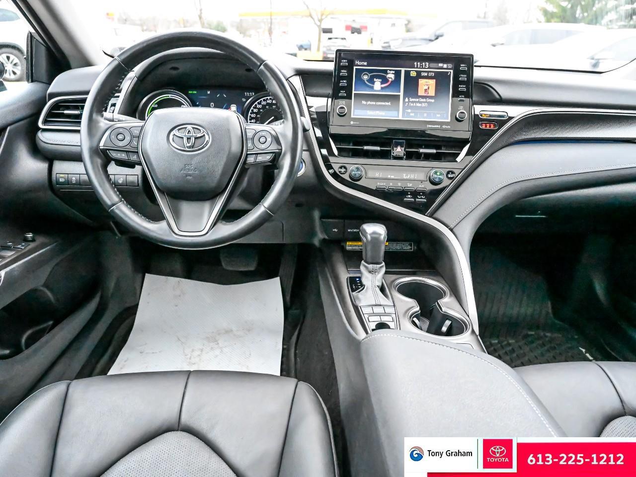 2021 Toyota Camry Hybrid XSE Photo