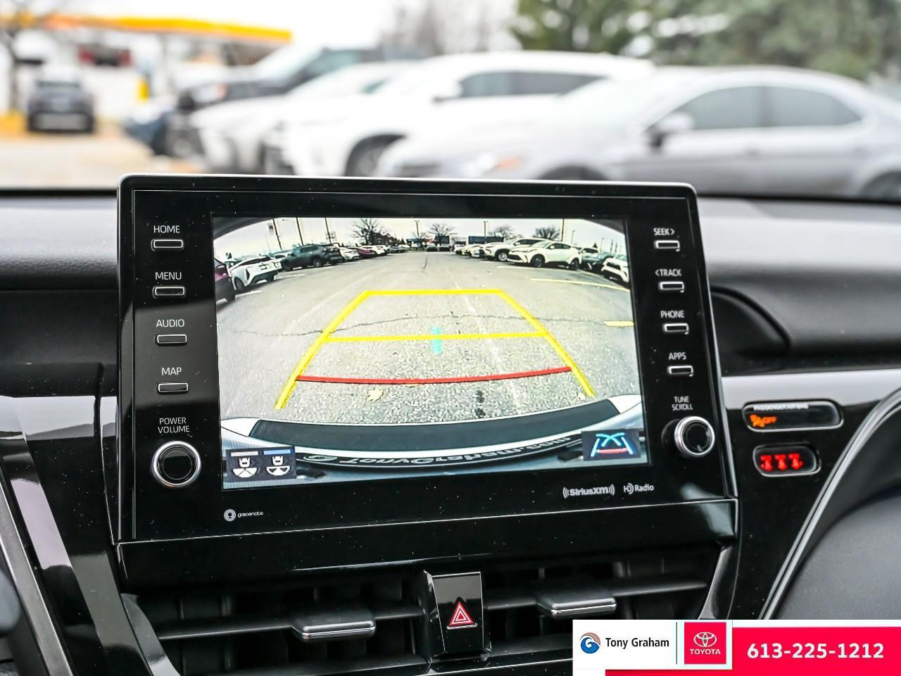 2021 Toyota Camry Hybrid XSE Photo