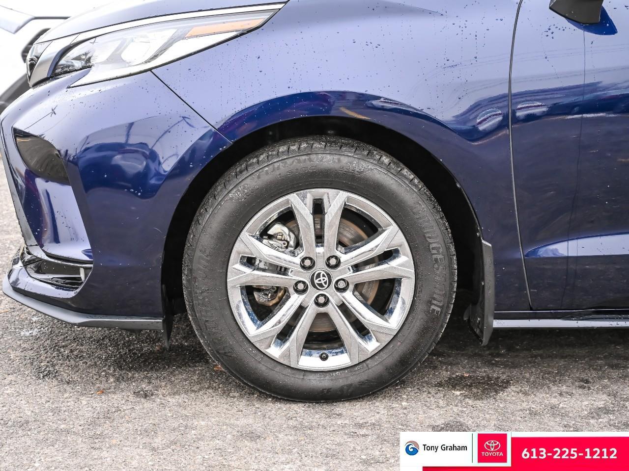 2023 Toyota Sienna XSE 7-Passenger XSE Technology Package days. Photo