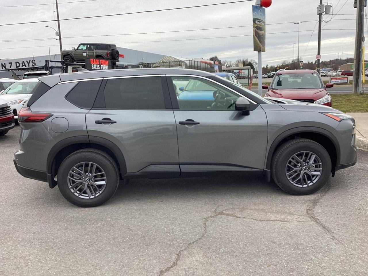 2026 Nissan Rogue S Photo