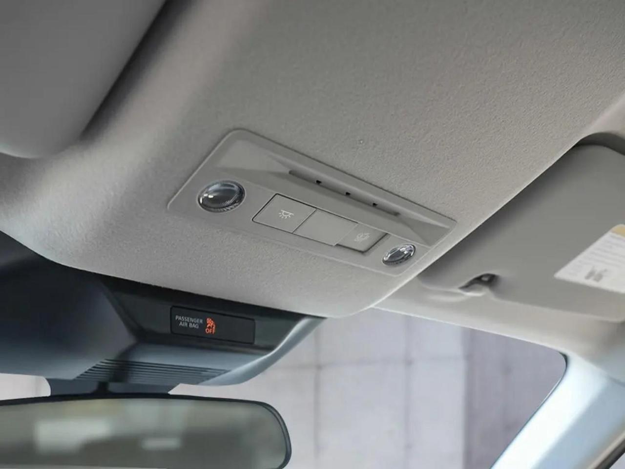 2026 Nissan Kicks S Photo2