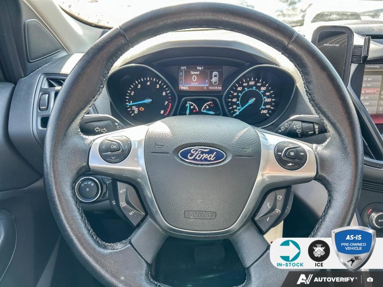 2014 Ford Escape SE 201A | ACCIDENT FREE | PANO | NAV | PWR LIFT GATE Photo