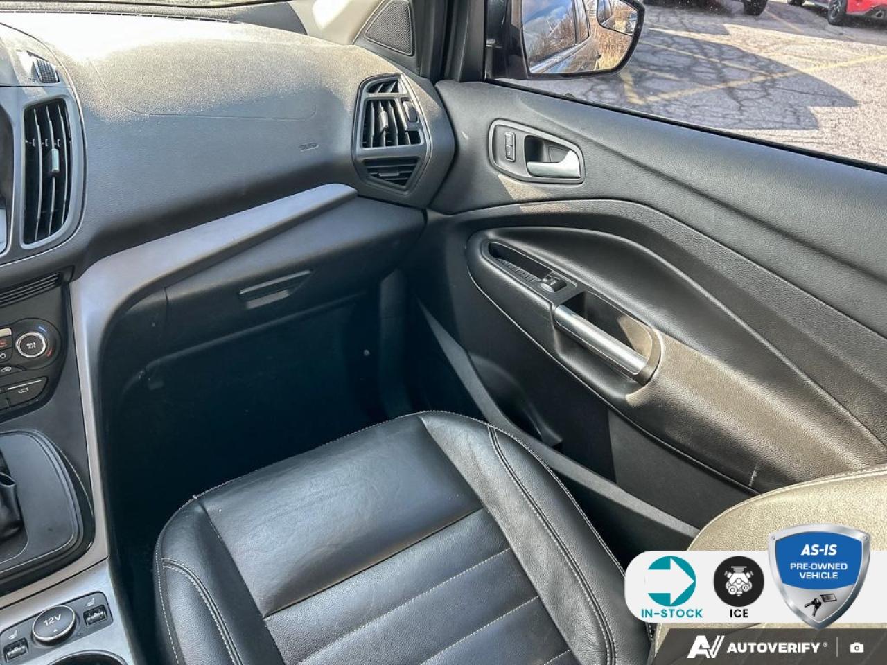 2014 Ford Escape SE 201A | ACCIDENT FREE | PANO | NAV | PWR LIFT GATE Photo