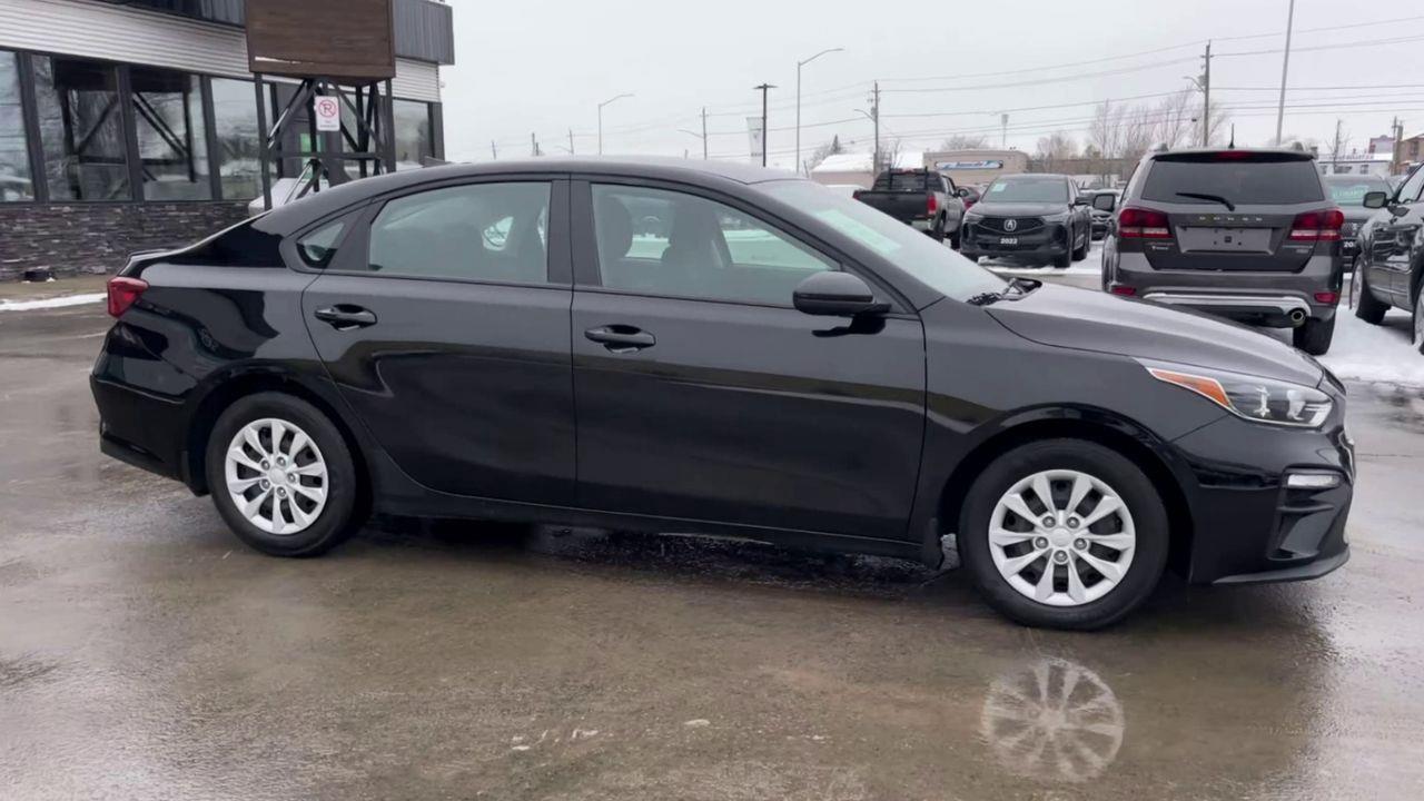 2021 Kia Forte LX FRONT WHEEL DRIVE, HEATED FRONT SEATS, BACK UP CAMERA!! Photo