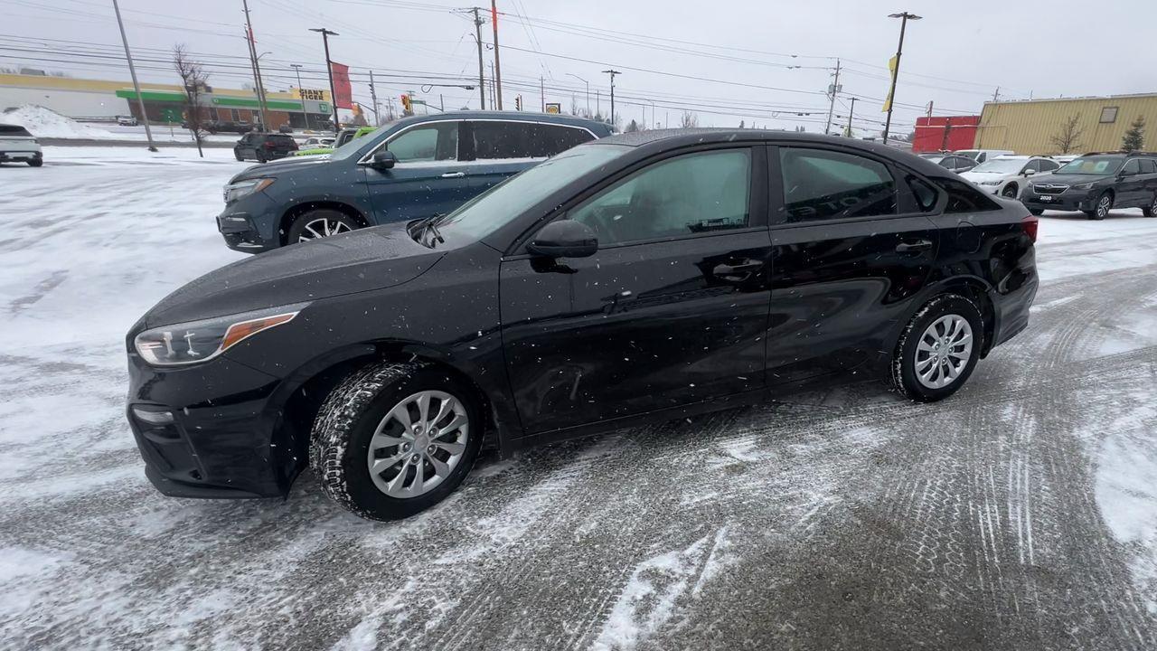 2021 Kia Forte LX FRONT WHEEL DRIVE, HEATED FRONT SEATS, BACK UP CAMERA!! Photo