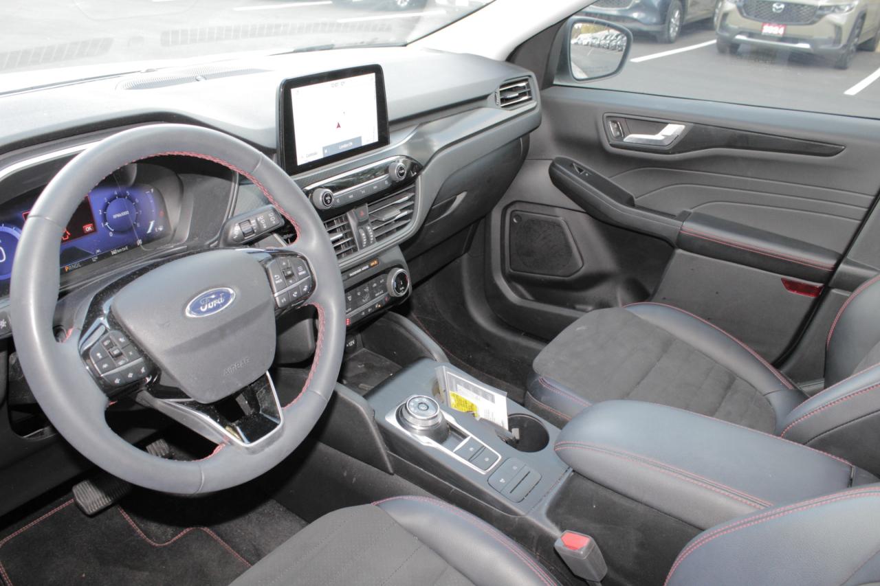 2022 Ford Escape SEL Photo