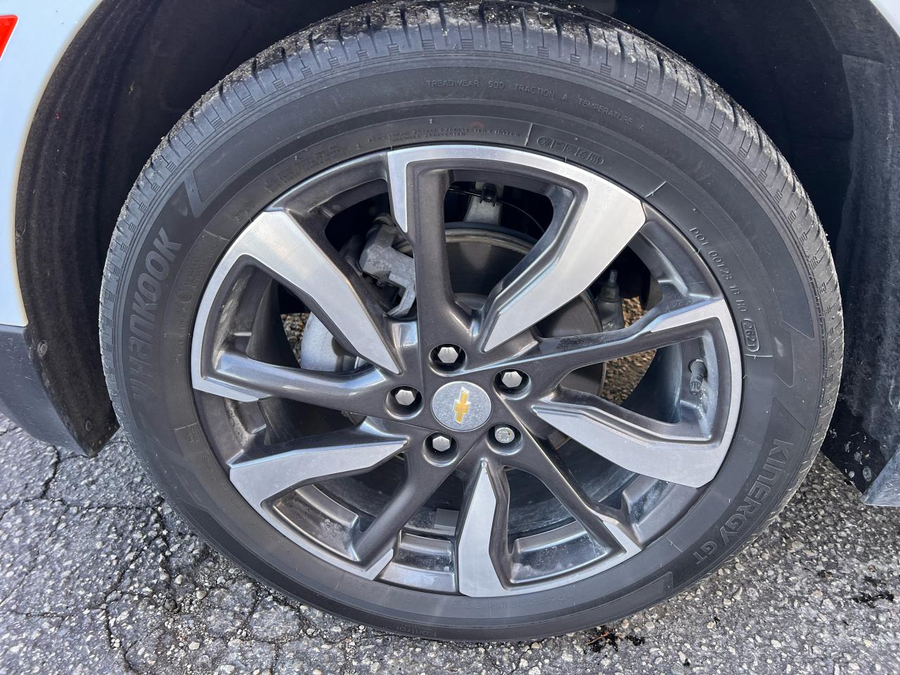 2022 Chevrolet Equinox Premier Photo