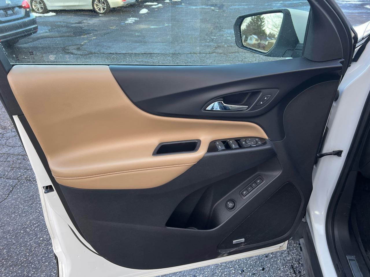 2022 Chevrolet Equinox Premier Photo