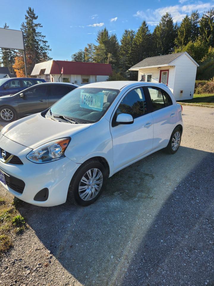 2017 Nissan Micra S Photo3