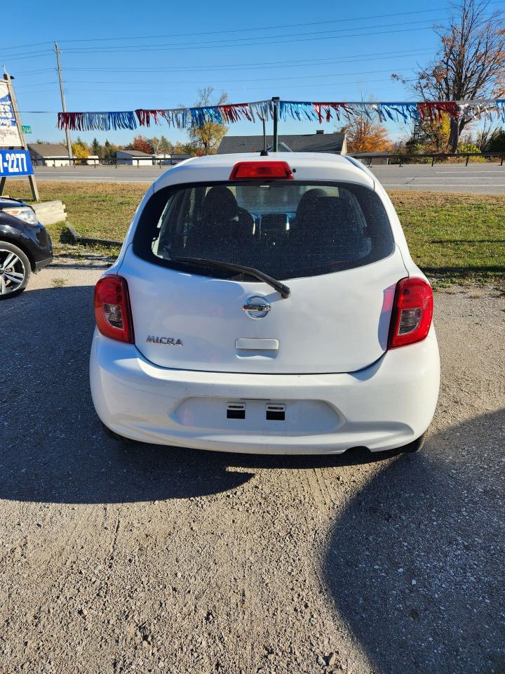 2017 Nissan Micra S Photo