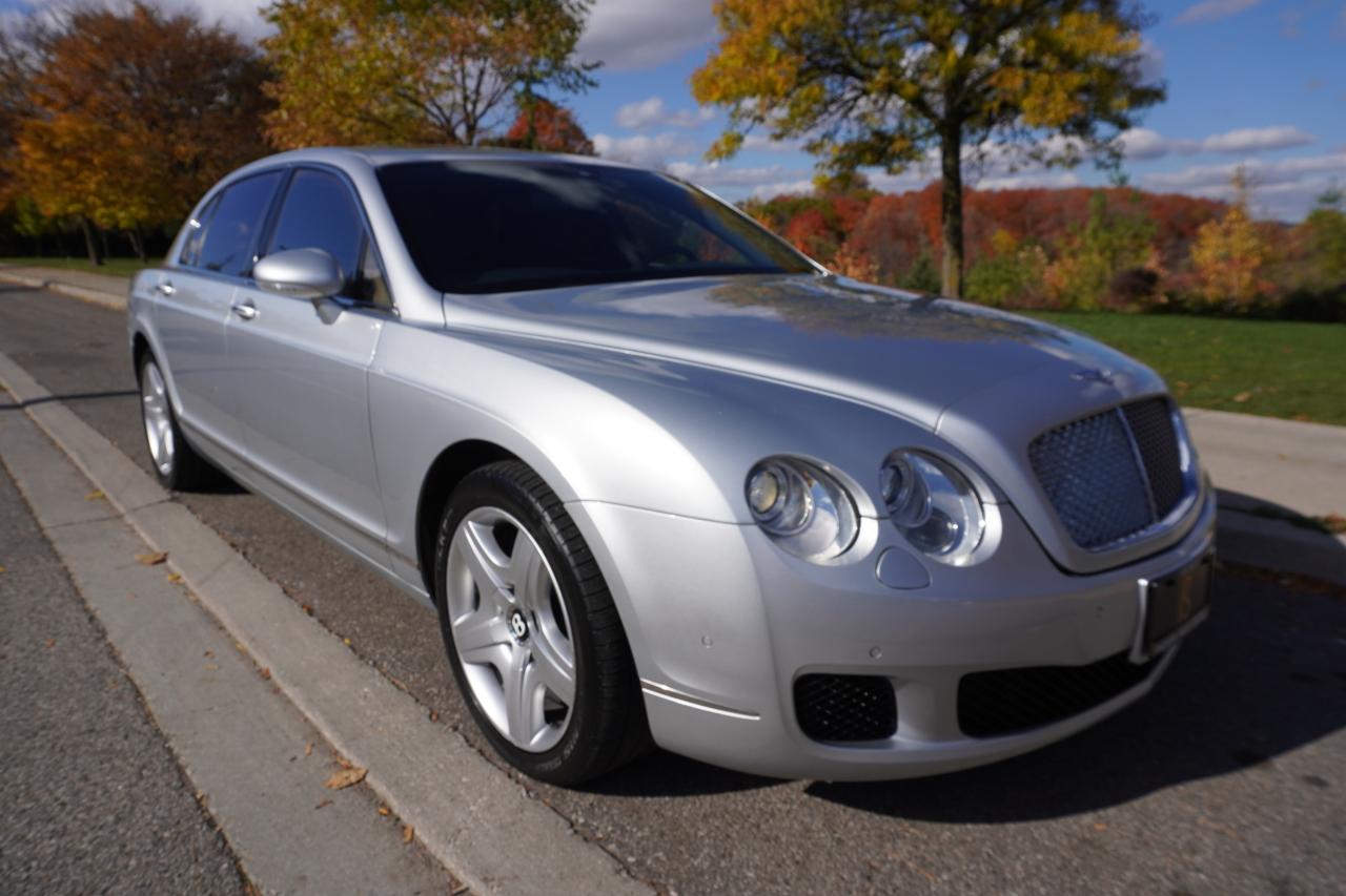 2006 Bentley Continental Flying Spur W12 / EXECUTIVE SEDAN/ LOW KM'S/ NO ACCIDENTS/ AWD Photo