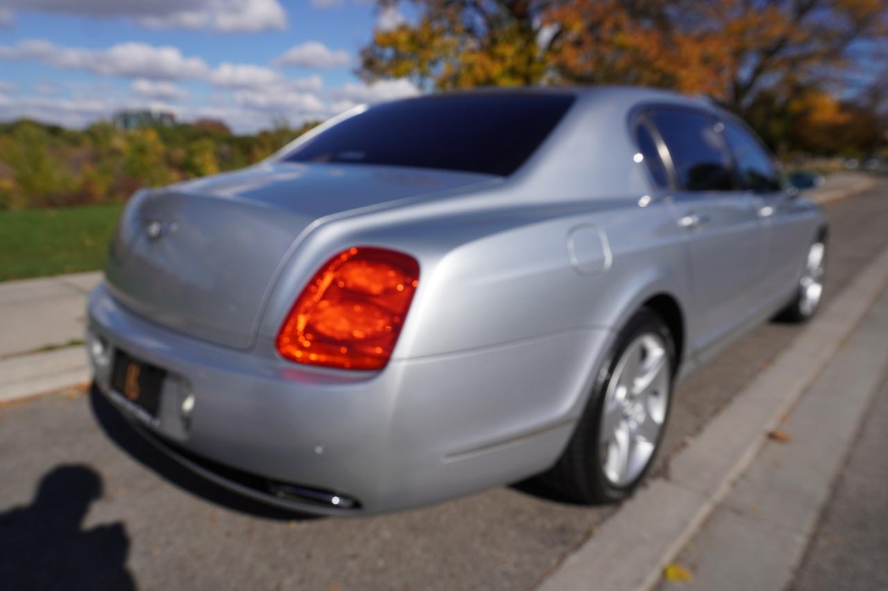 2006 Bentley Continental Flying Spur W12 / EXECUTIVE SEDAN/ LOW KM'S/ NO ACCIDENTS/ AWD Photo
