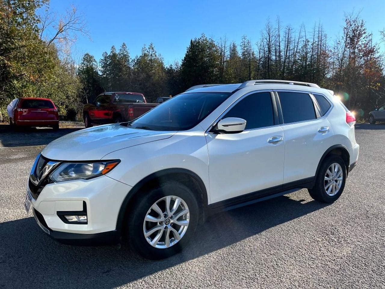 2017 Nissan Rogue SV - Photo #2