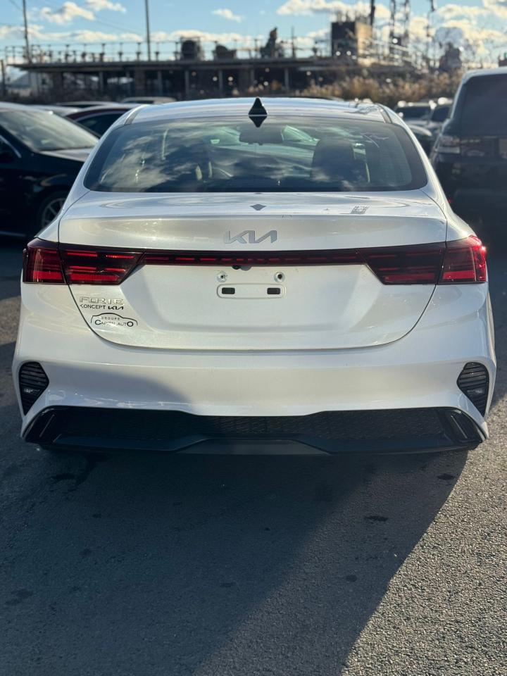 2022 Kia Forte GT-Line - Photo #14