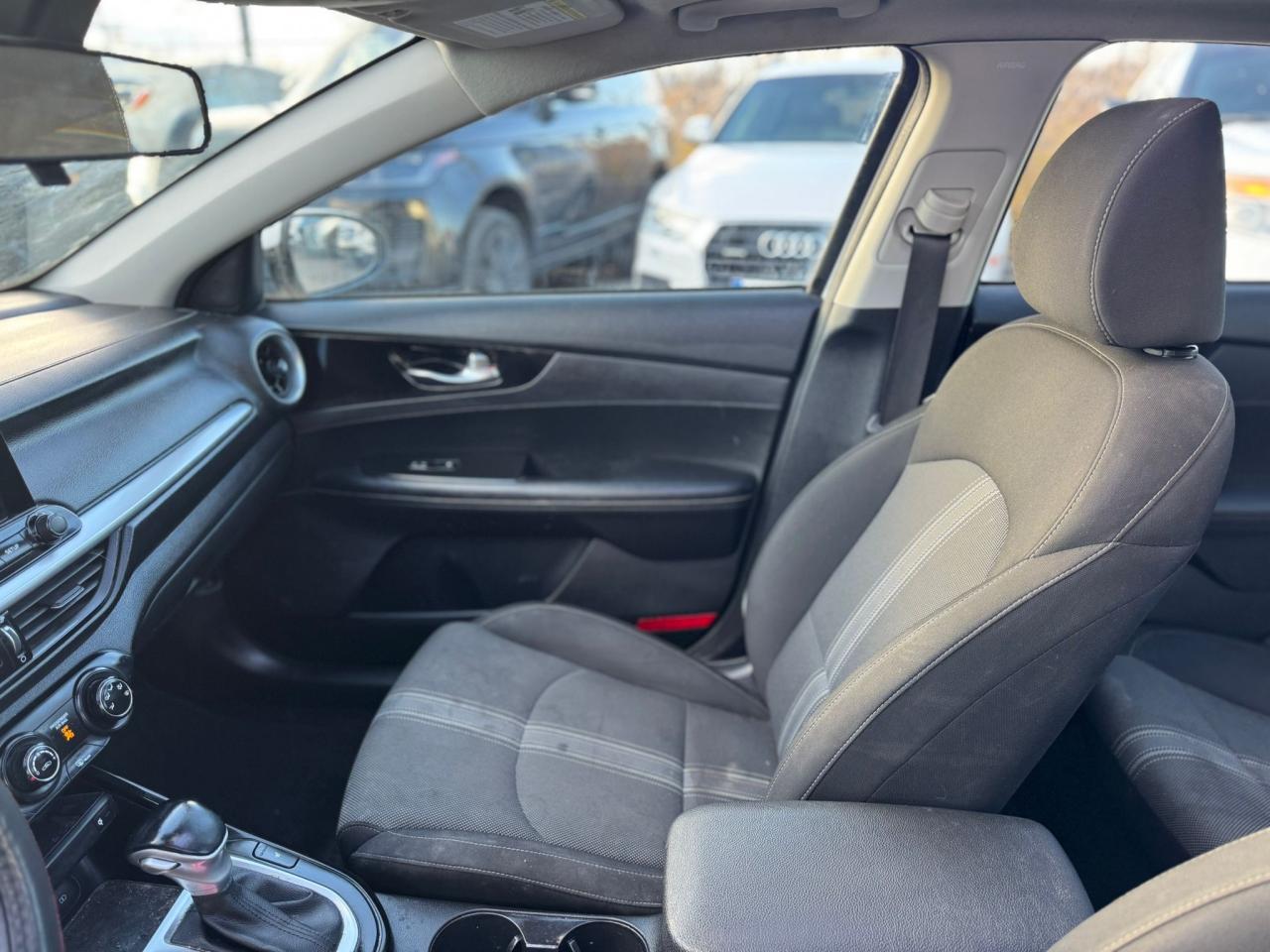 2022 Kia Forte GT-Line - Photo #8