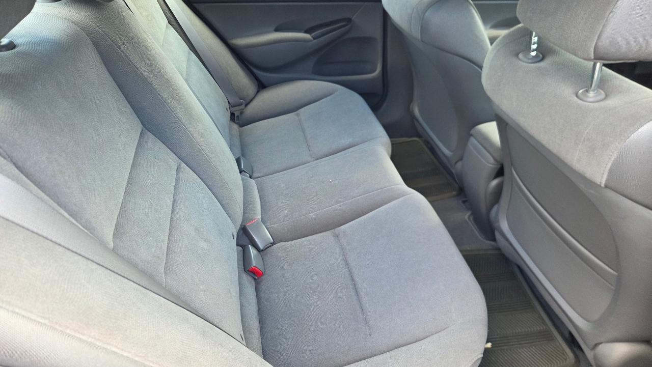 2006 Honda Civic 4DR LX AUTO - Photo #7