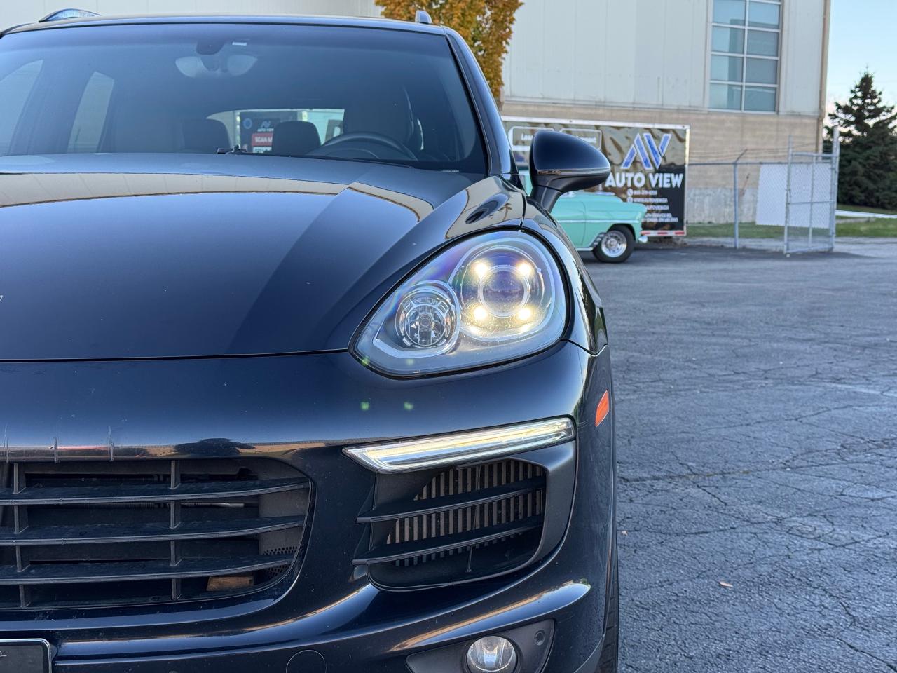 2016 Porsche Cayenne S **CLEAN CARFAX** - Photo #11