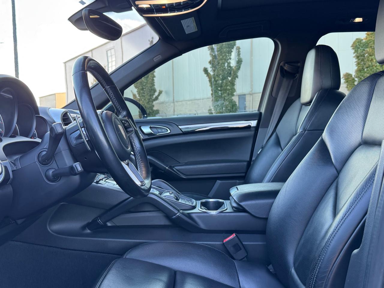 2016 Porsche Cayenne S **CLEAN CARFAX** - Photo #30