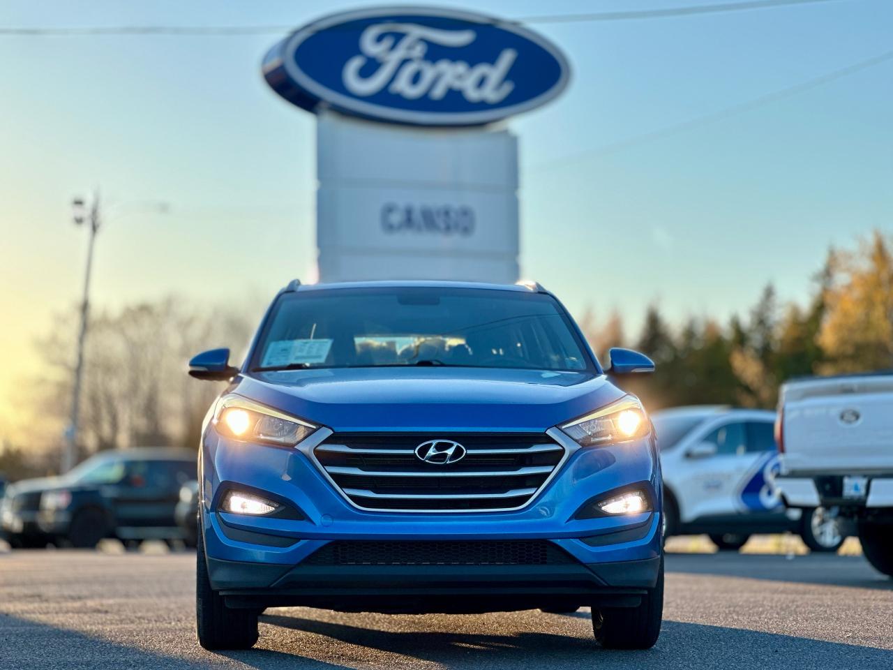 2018 Hyundai PREMIUM PREMIUM AWD W/TWO SETS OF TIRES AND RIMS Photo