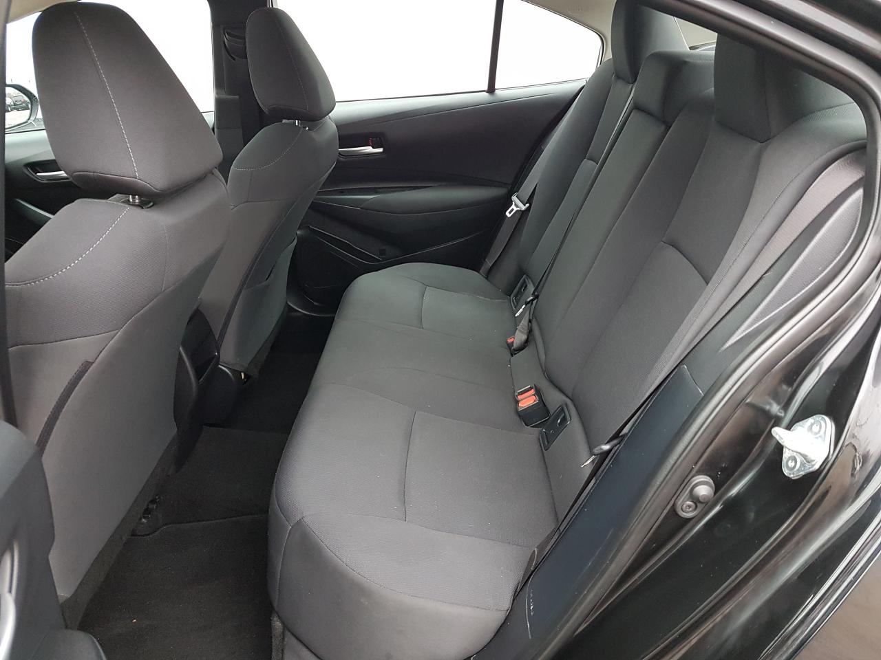 2021 Toyota Corolla LE *SUNROOF* Photo