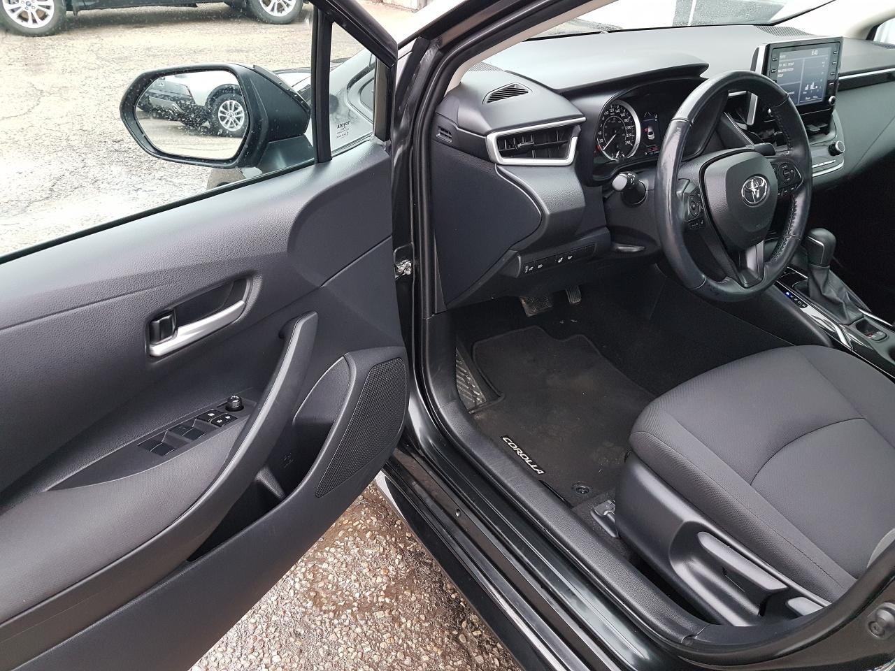 2021 Toyota Corolla LE *SUNROOF* Photo