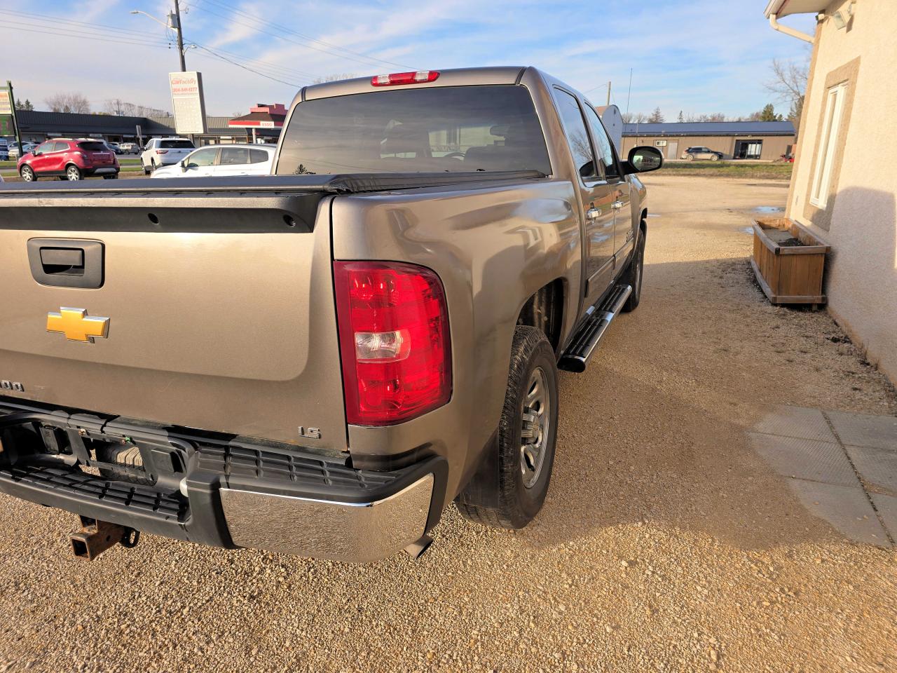 2012 Chevrolet Silverado 1500 4WD Crew Cab 143.5" LS Cheyenne Edition - Photo #21