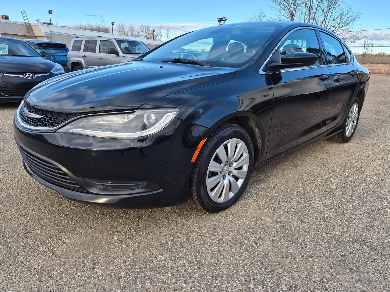 2016 Chrysler 200 LX, Automatic - Photo #3