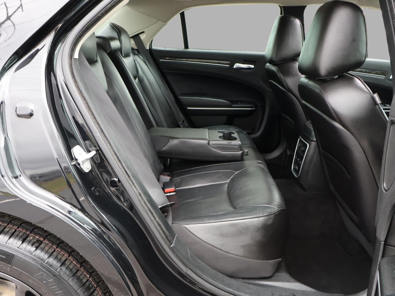 2023 Chrysler 300 TOURING-L AWD CERTIFIED CAMERA NAV BLUETOOTH HEAT/COOL LEATHER PANO ROOF CRUISE ALLOYS - Photo #15