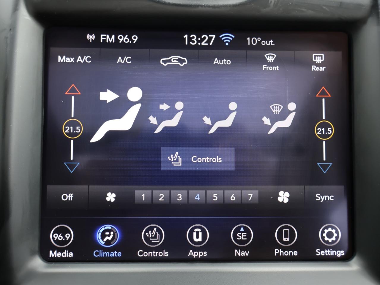 2023 Chrysler 300 TOURING-L AWD CERTIFIED CAMERA NAV BLUETOOTH HEAT/COOL LEATHER PANO ROOF CRUISE ALLOYS - Photo #24