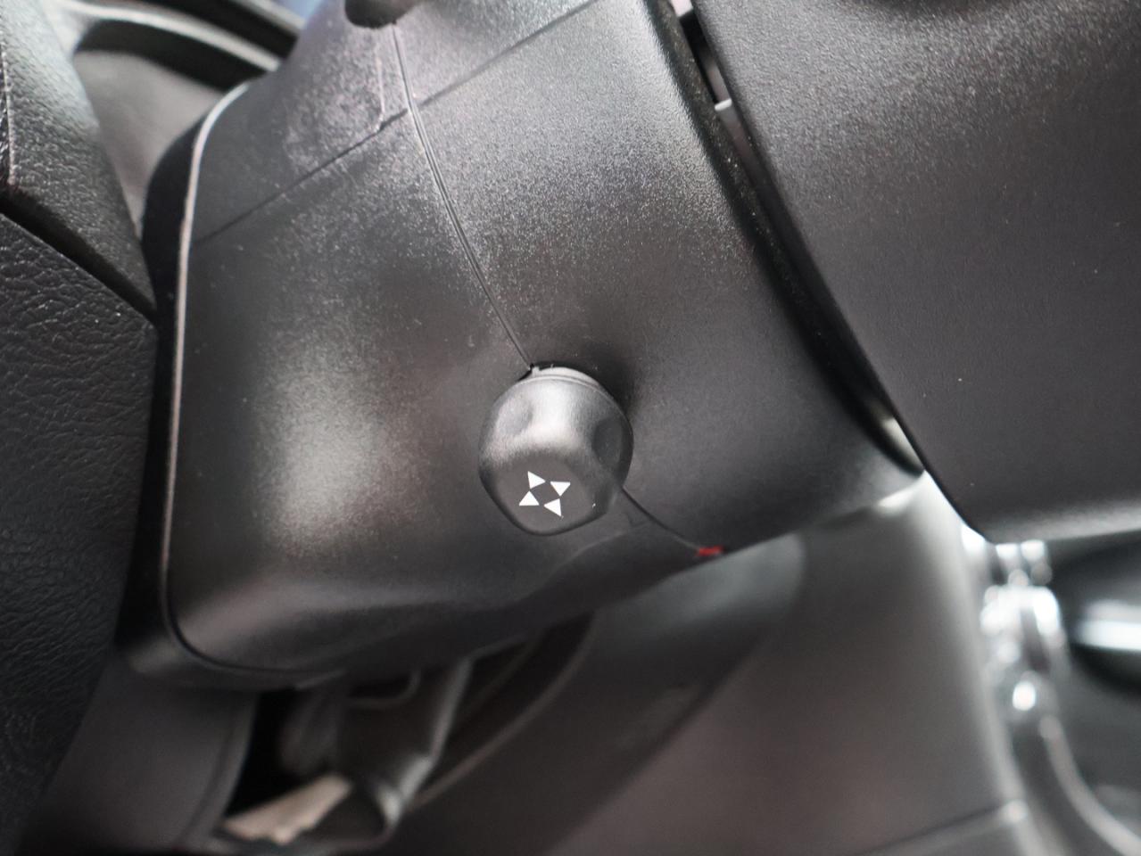 2023 Chrysler 300 TOURING-L AWD CERTIFIED CAMERA NAV BLUETOOTH HEAT/COOL LEATHER PANO ROOF CRUISE ALLOYS - Photo #33