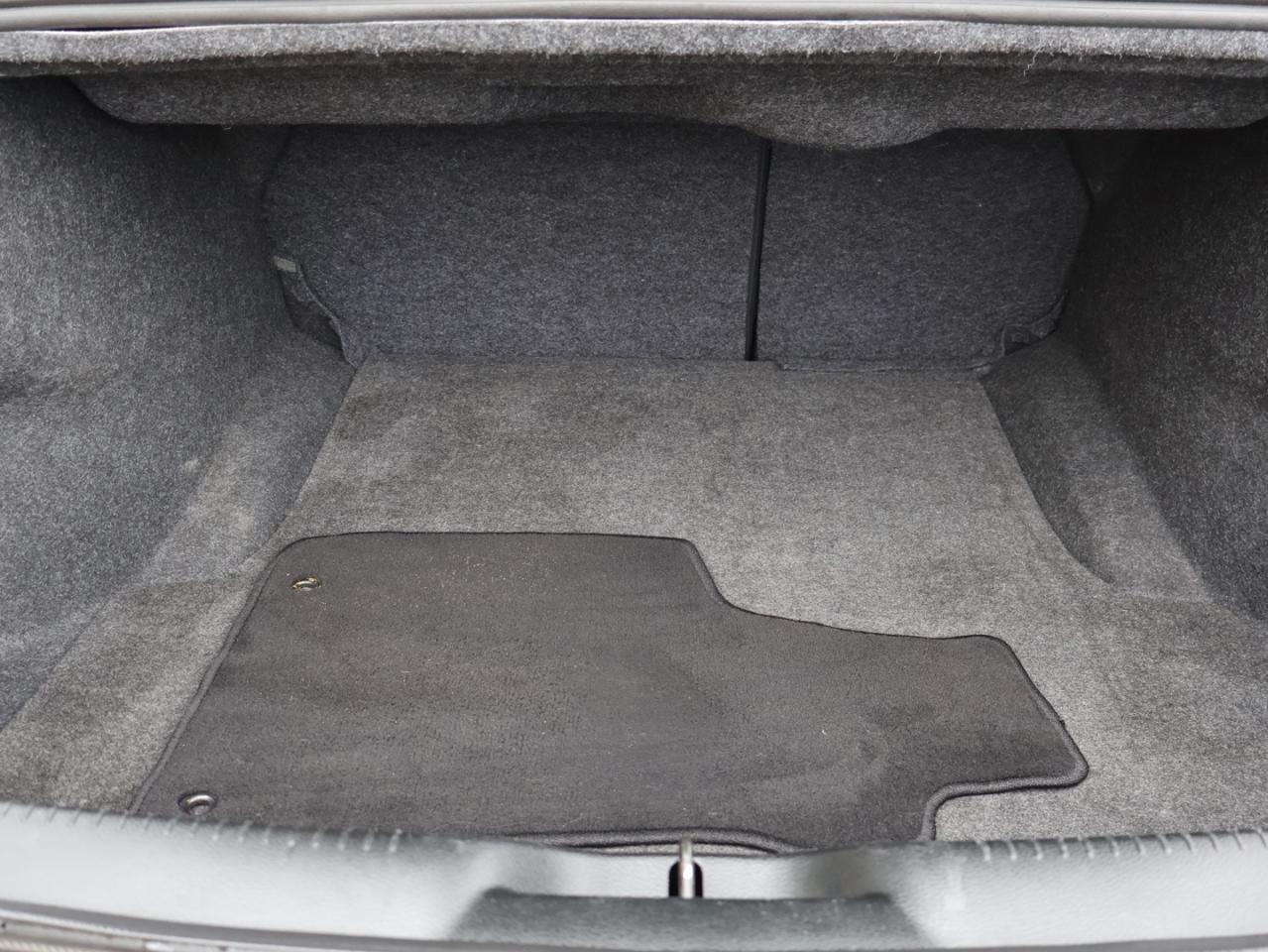 2023 Chrysler 300 TOURING-L AWD CERTIFIED CAMERA NAV BLUETOOTH HEAT/COOL LEATHER PANO ROOF CRUISE ALLOYS - Photo #46