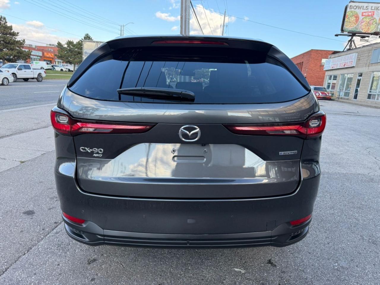 2025 Mazda CX-90 MHEV GS-L/ 7-PASSENGER/ LOW MILEAGE/ PREMIUM SPORT - Photo #6