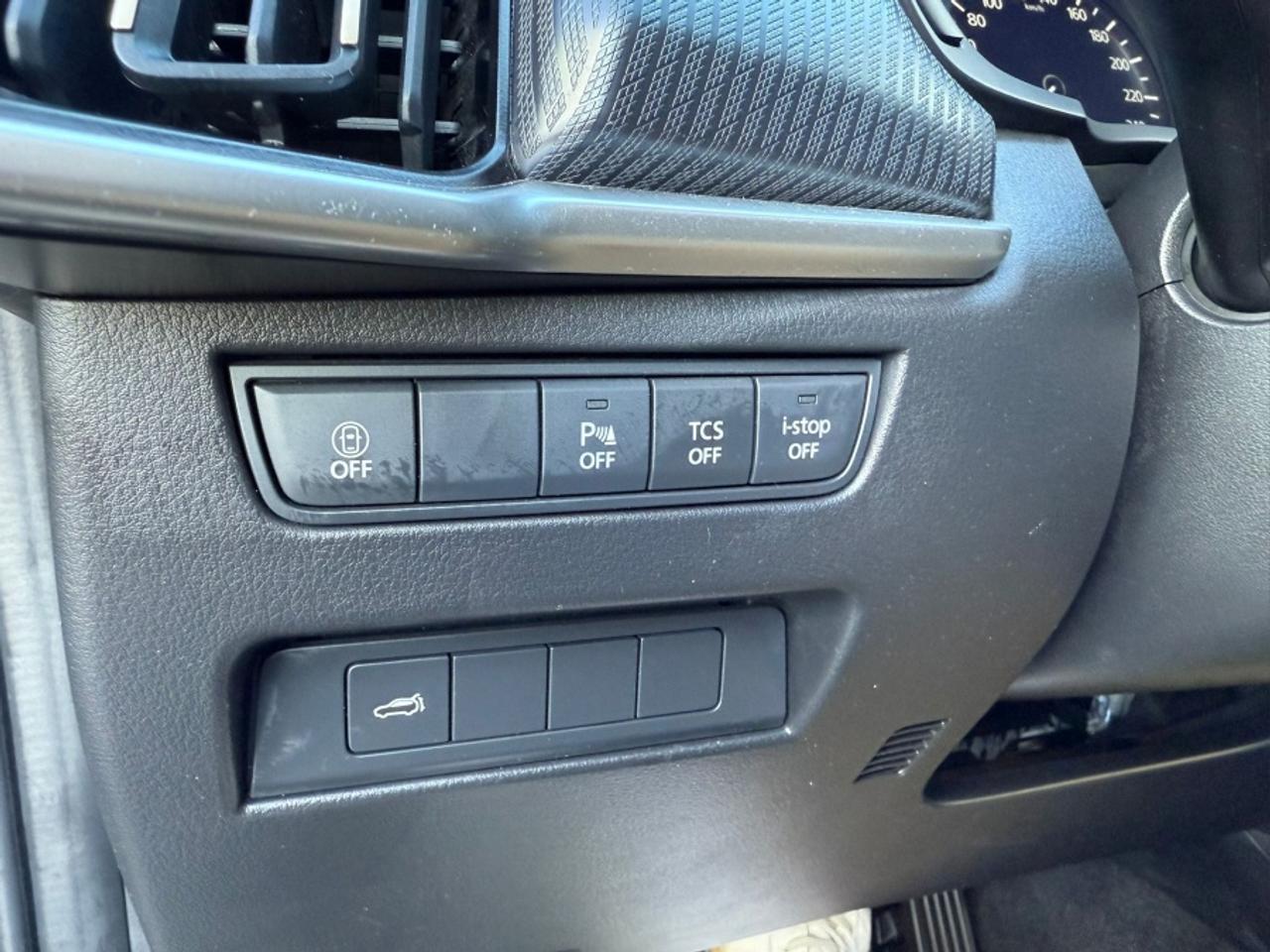 2025 Mazda CX-90 MHEV GS-L/ 7-PASSENGER/ LOW MILEAGE/ PREMIUM SPORT - Photo #24