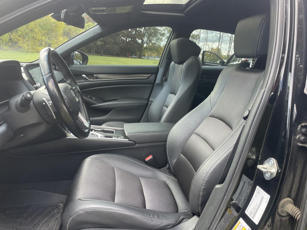 2020 Honda Accord Sport 2.0T *Sunroof / One Owner - Photo #10