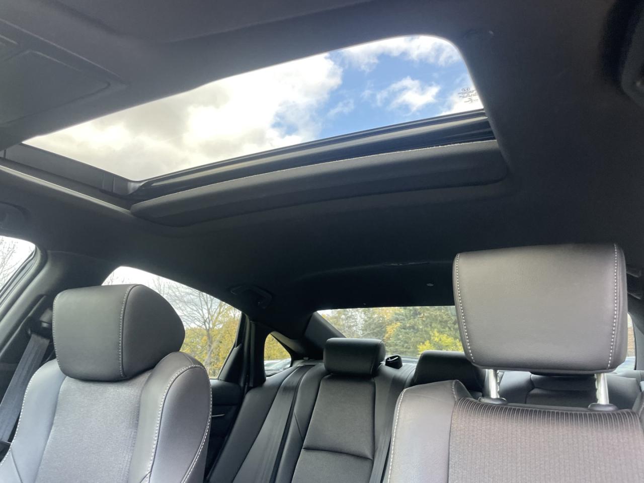 2020 Honda Accord Sport 2.0T *Sunroof / One Owner - Photo #12