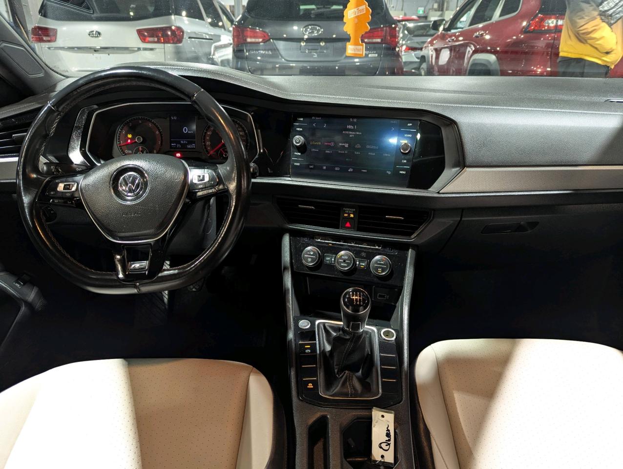 2019 Volkswagen Jetta Rline Manual Photo