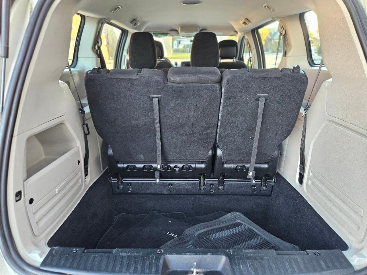 2013 Dodge Grand Caravan SE-ONLY 83000KM-CERTIFIED Photo