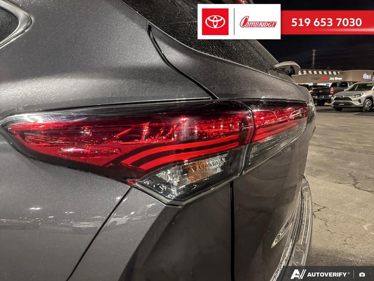 2020 Toyota Highlander XLE Photo