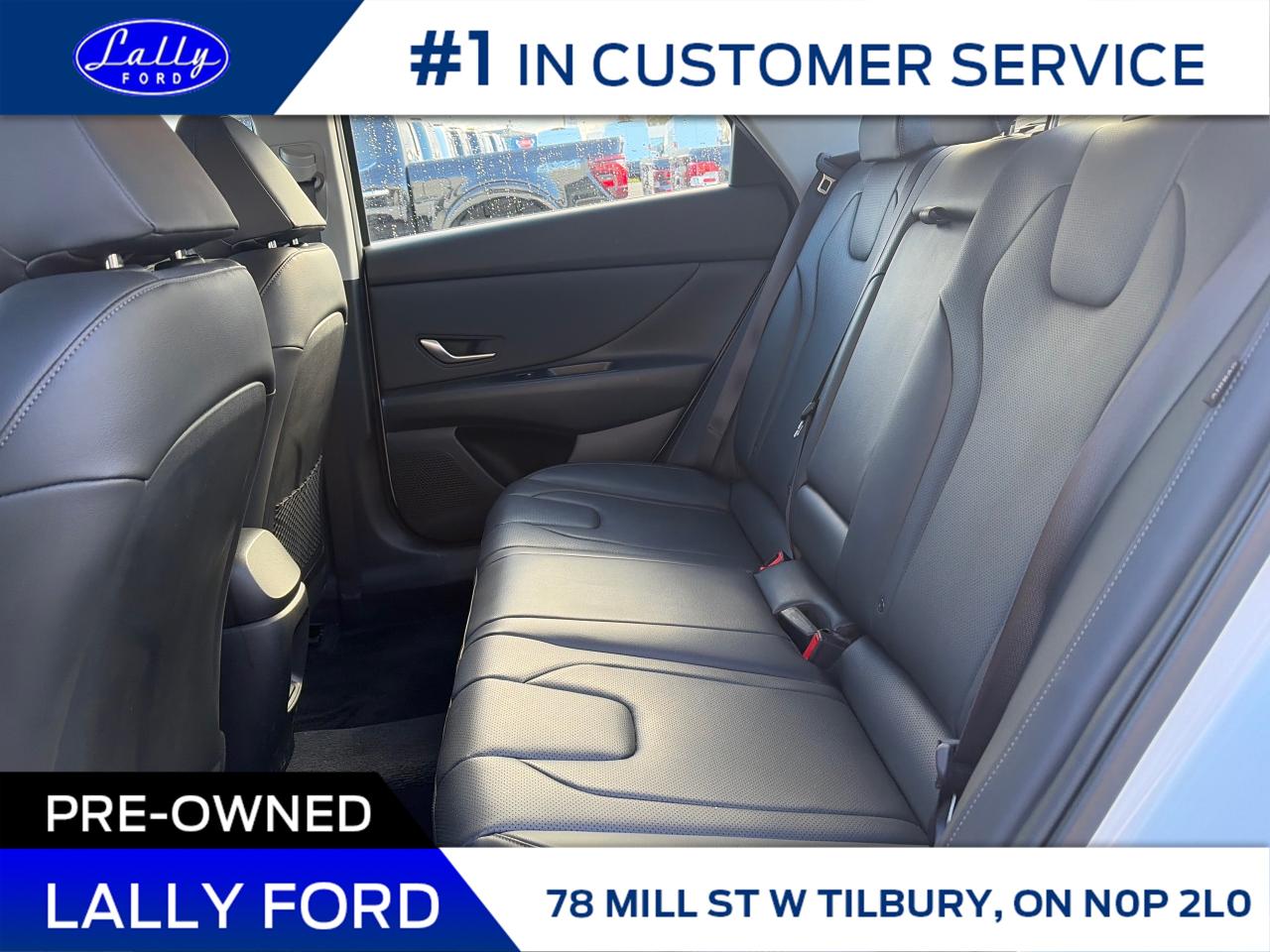 2025 Hyundai Elantra Luxury Only 16,638 kms, Like New!! Photo