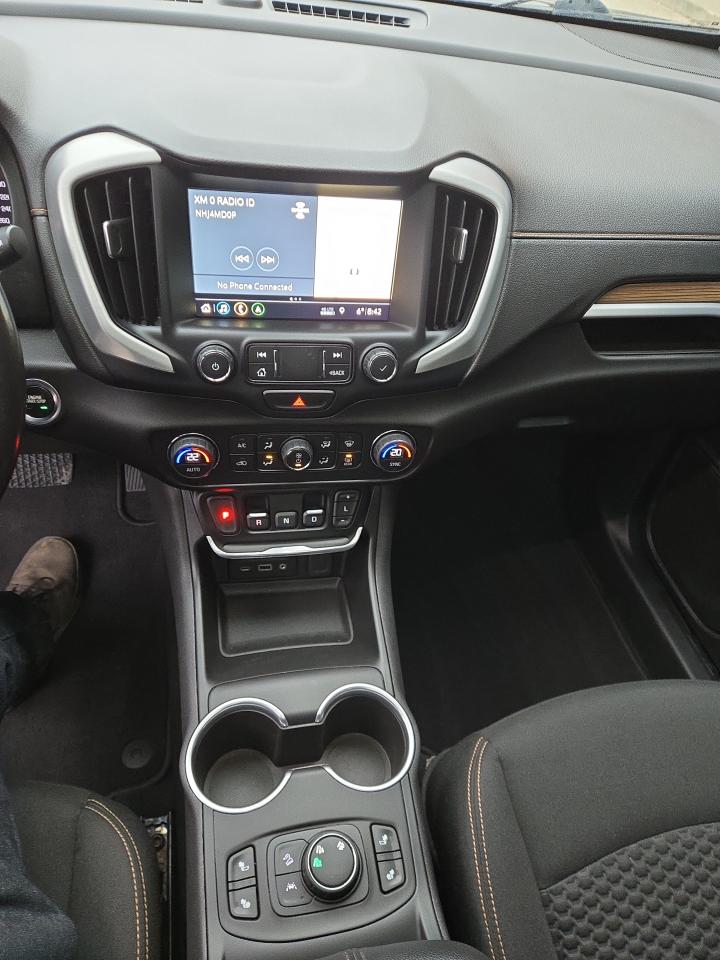 2021 GMC Terrain SLE Photo