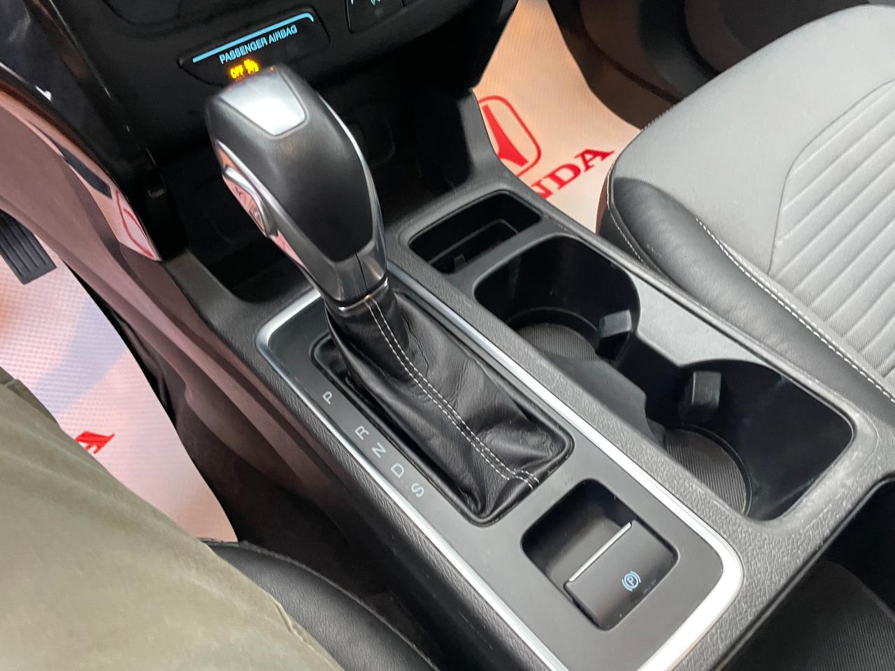 2019 Ford Escape SE Photo