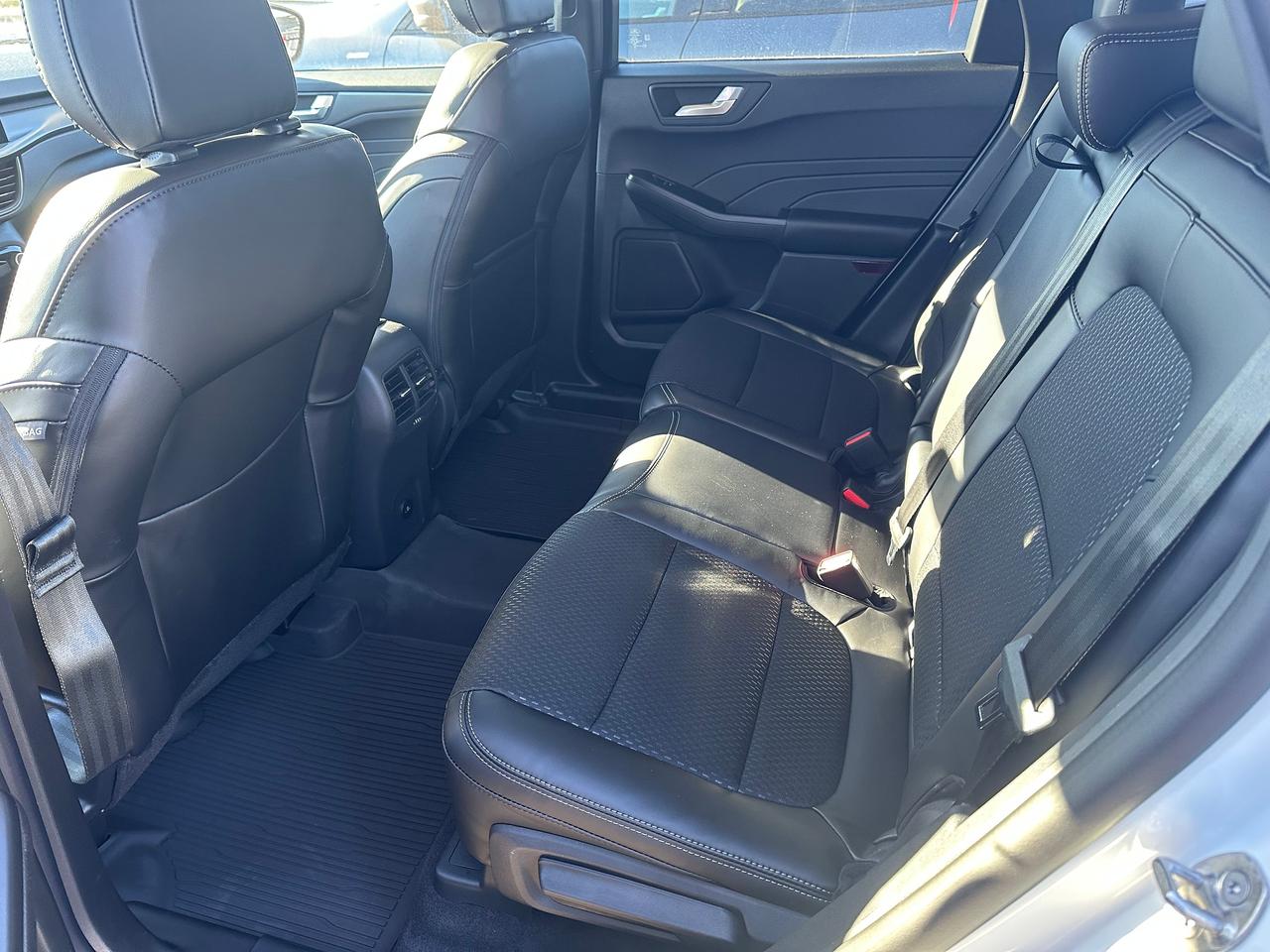 2026 Ford Escape PHEV FWD 700A Photo5