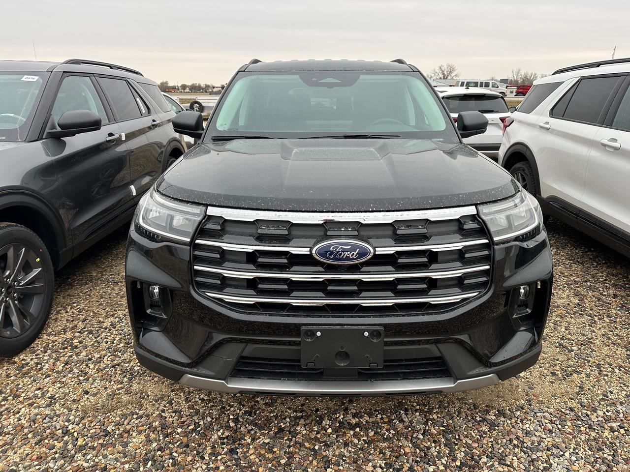 2026 Ford Explorer ACTIVE 4WD 200A Photo5