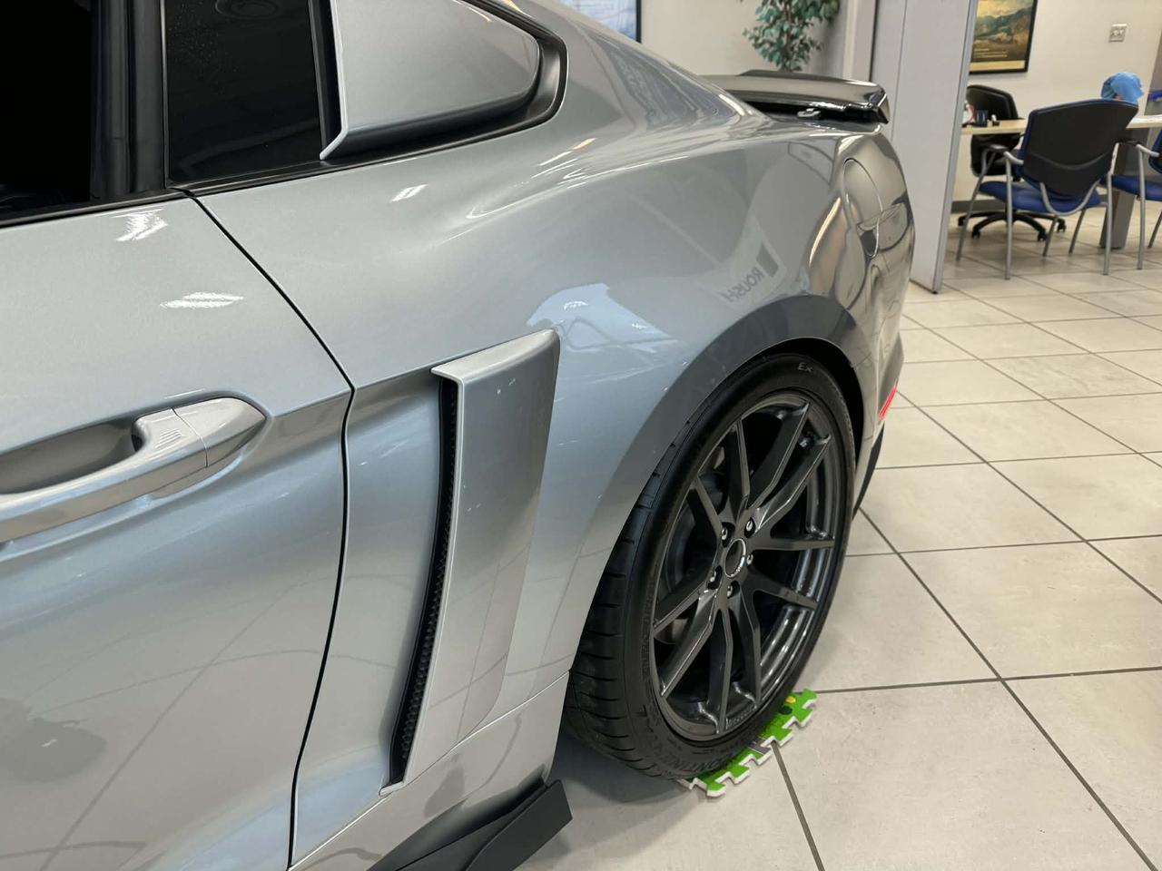 2021 Ford Mustang GT Premium Photo5