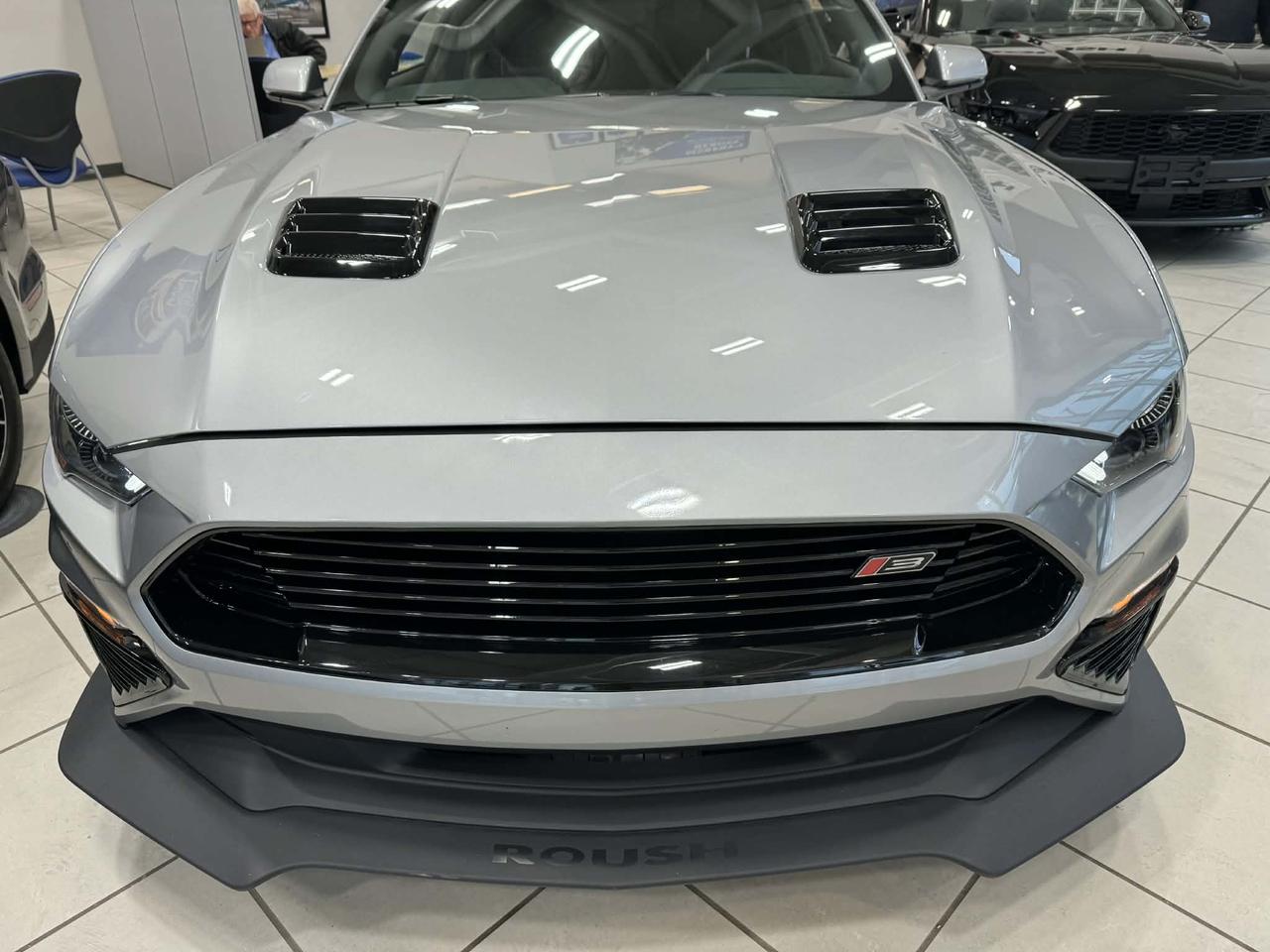 2021 Ford Mustang GT Premium Photo5